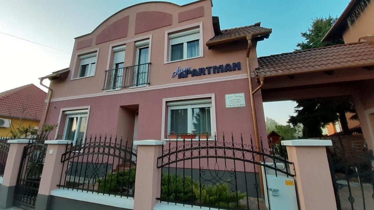 Alom Apartman Hajdúszoboszló Eksteriør billede