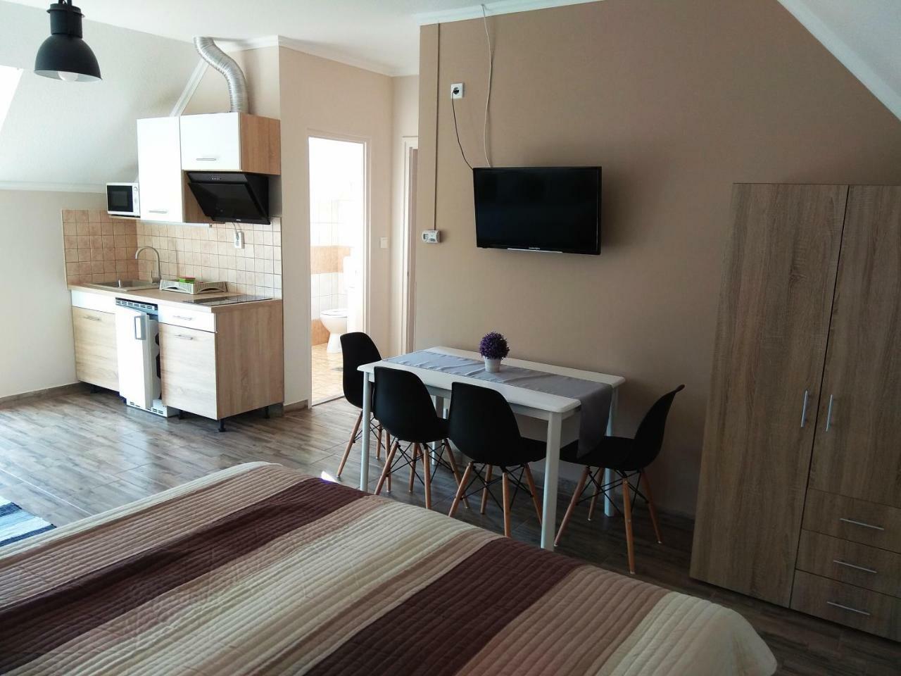 Alom Apartman Hajdúszoboszló Eksteriør billede